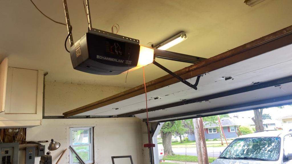 Garage Door Maintenance Lincoln, NE