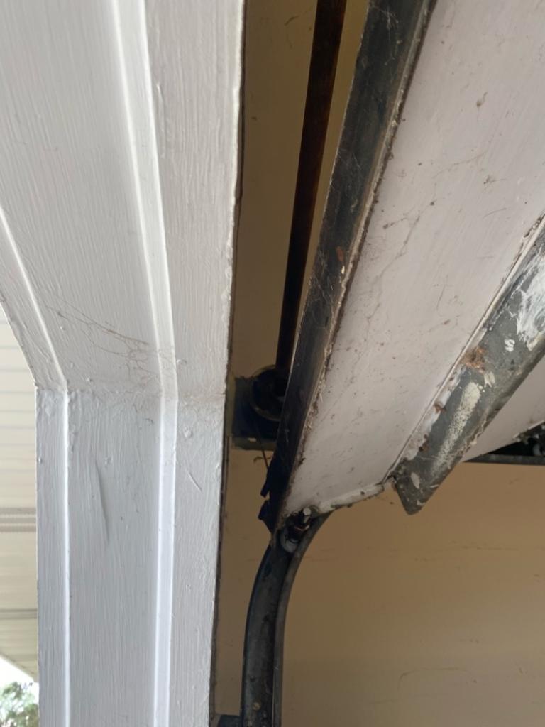 Garage Door Maintenance Lincoln, NE