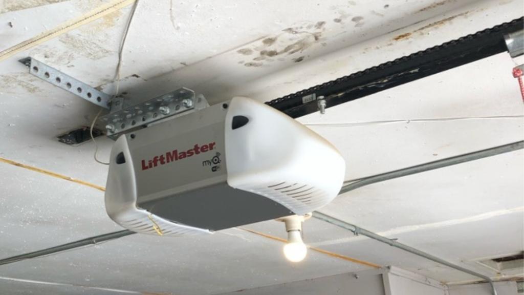 Garage Door Opener Repair Gretna