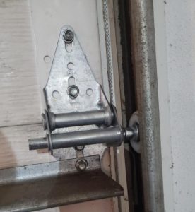 Garage Door Hinges Repair Gretna