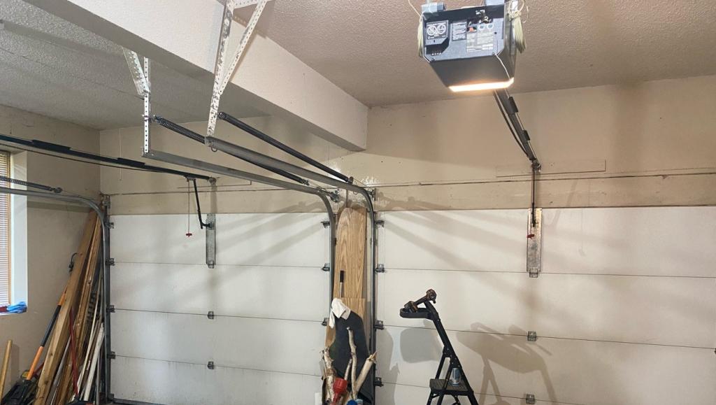 Garage Door Maintenance Springfield NE