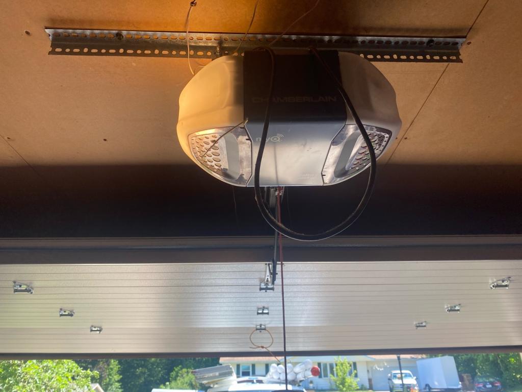 Garage Door Opener Repair Elkhorn