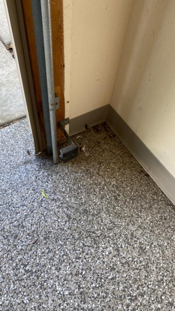 Garage Door Opener Repair Roca