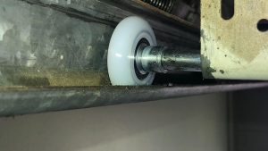 Garage Door Roller Replacement Roca