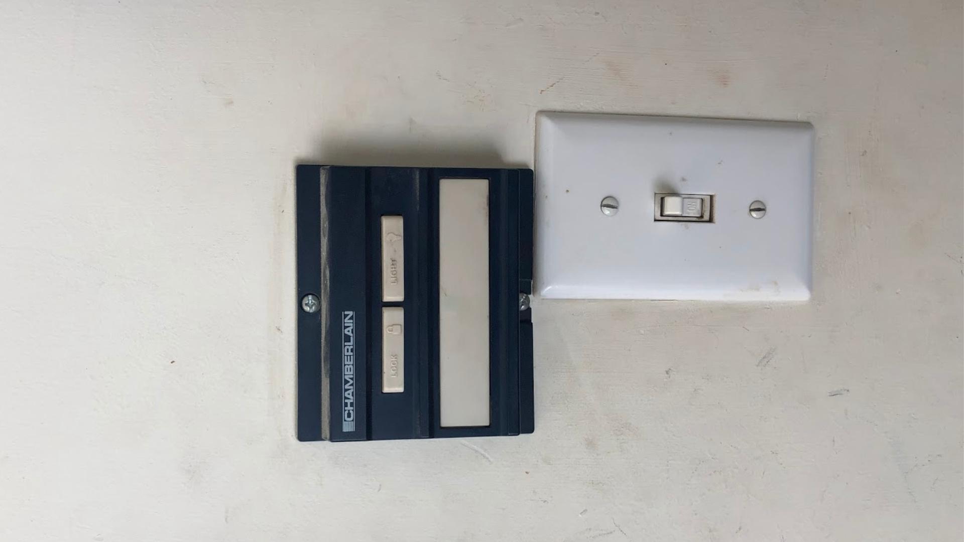 Garage Door Opener Repair Lincoln