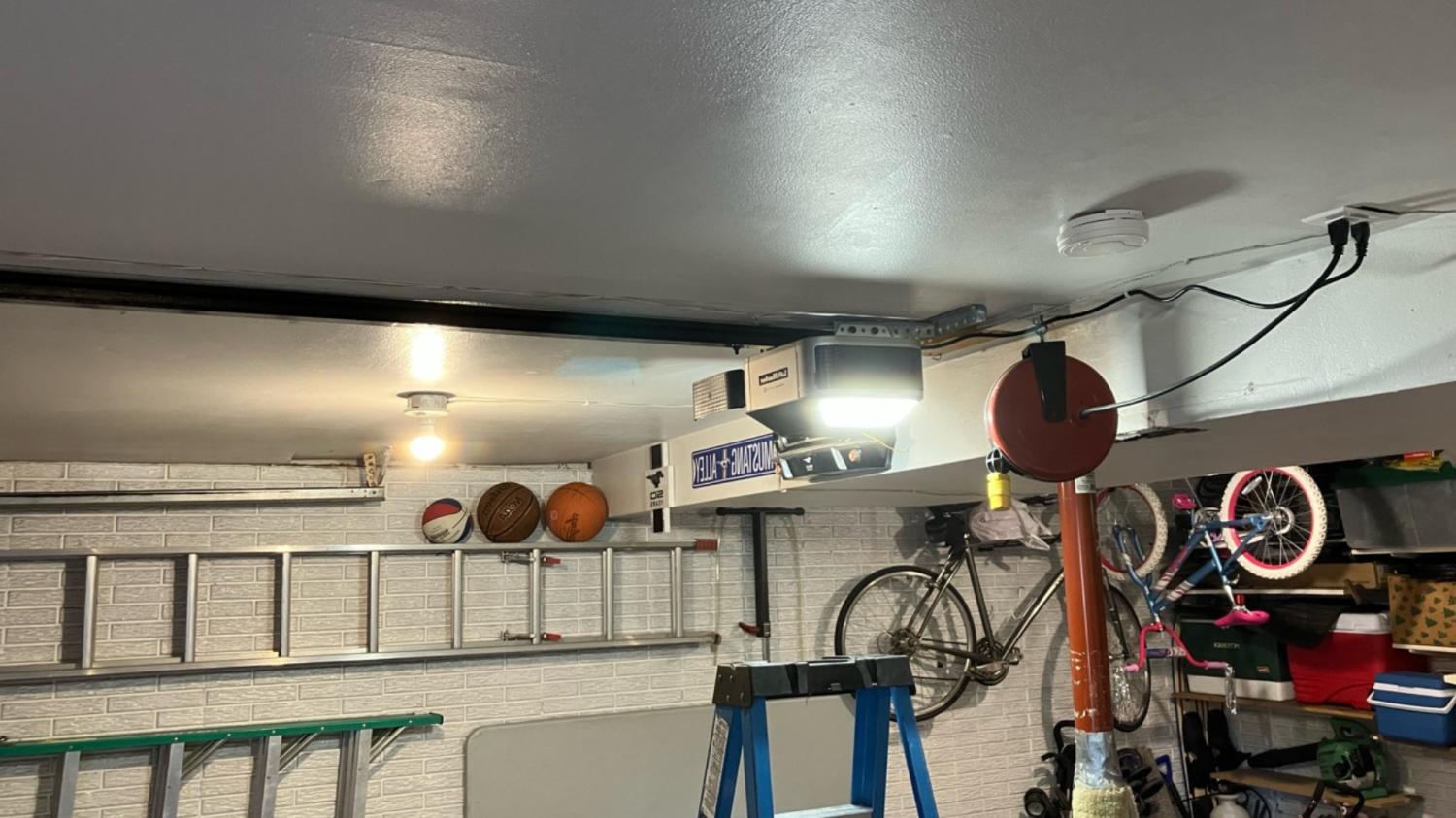Garage Opener Installation Glynoaks Dr., Lincoln