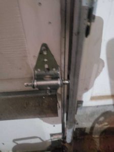 Garage Door Hinge Repair Stark St, Bennington, NE