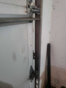 Garage Door Hinge Repair Stark St, Bennington, NE