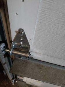 Garage Door Hinge Repair Stark St, Bennington, NE