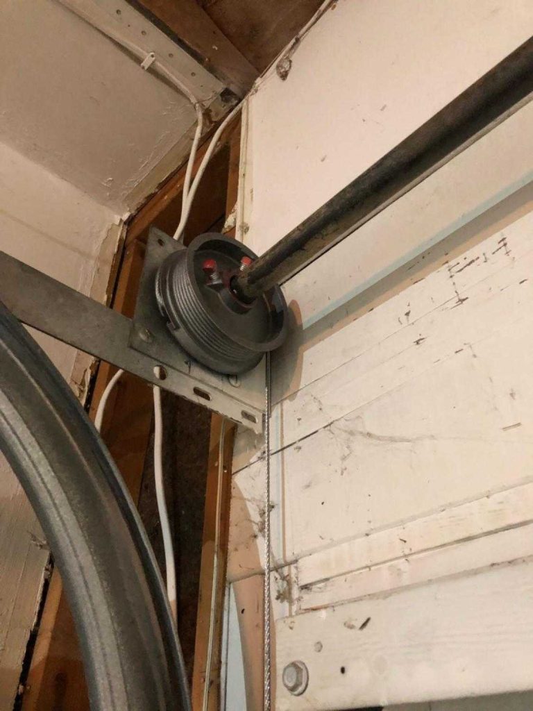 Broken Garage Door Cable Repair Carolina Dr, Carter Lake