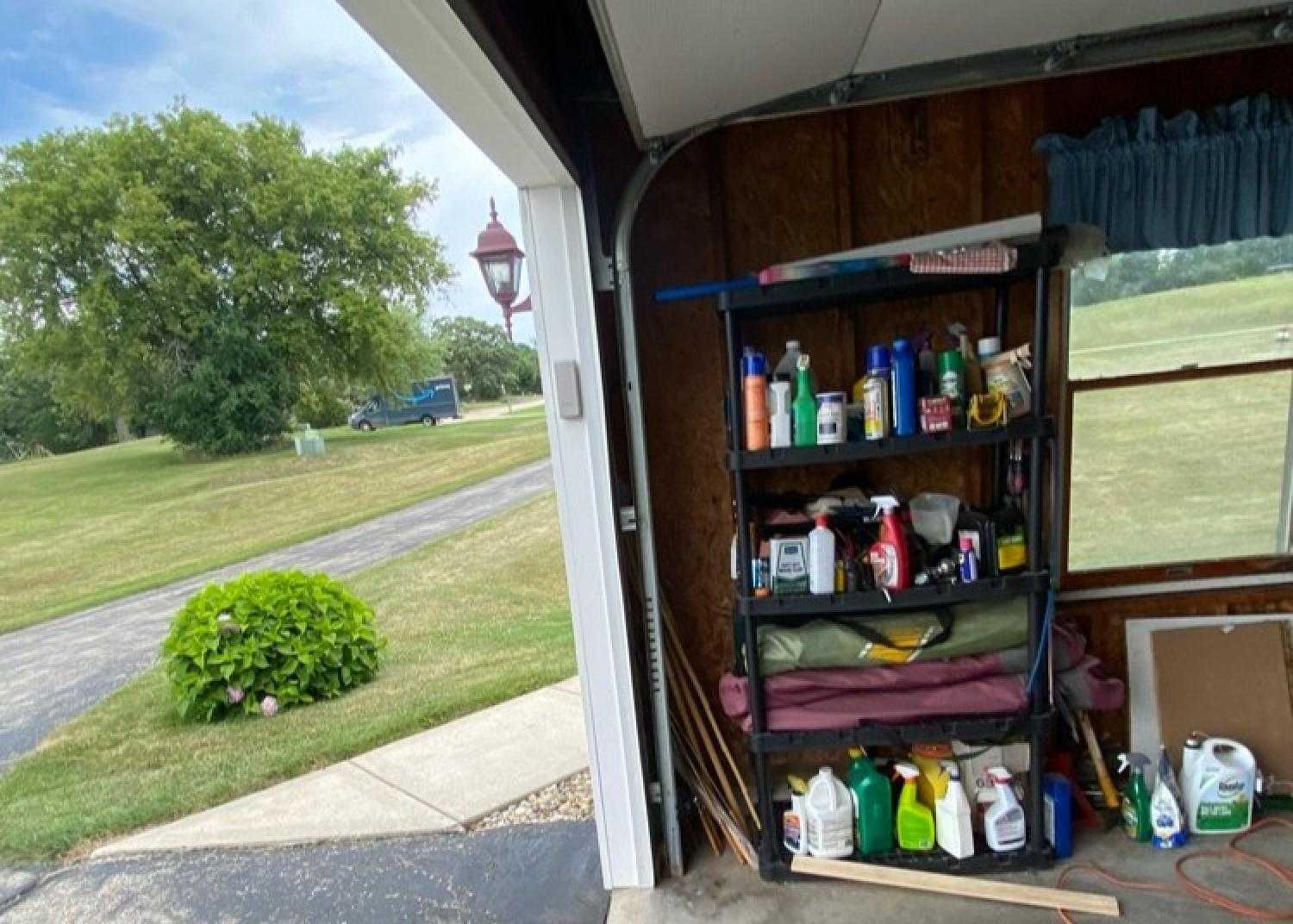 Garage Door Tune Up Service Arrow Rock Dr, Omaha, NE