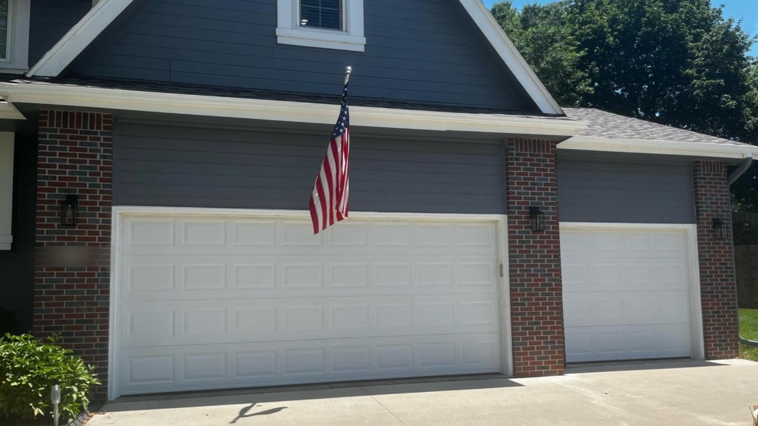 Professional Garage Door Installation Elm Dr, La Vista, NE