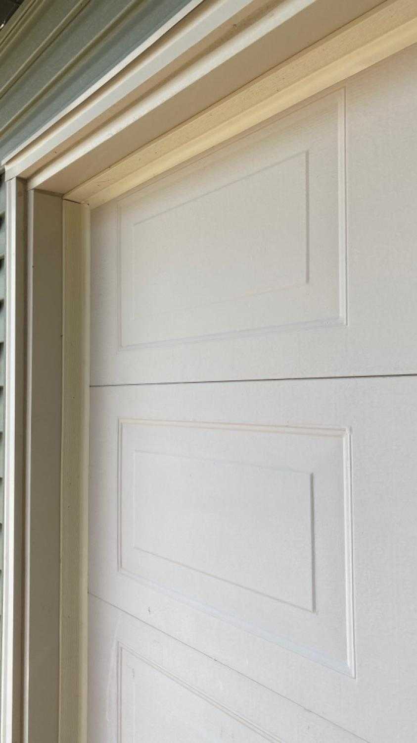 Garage Door Service S 9th St, Council Bluffs, IA