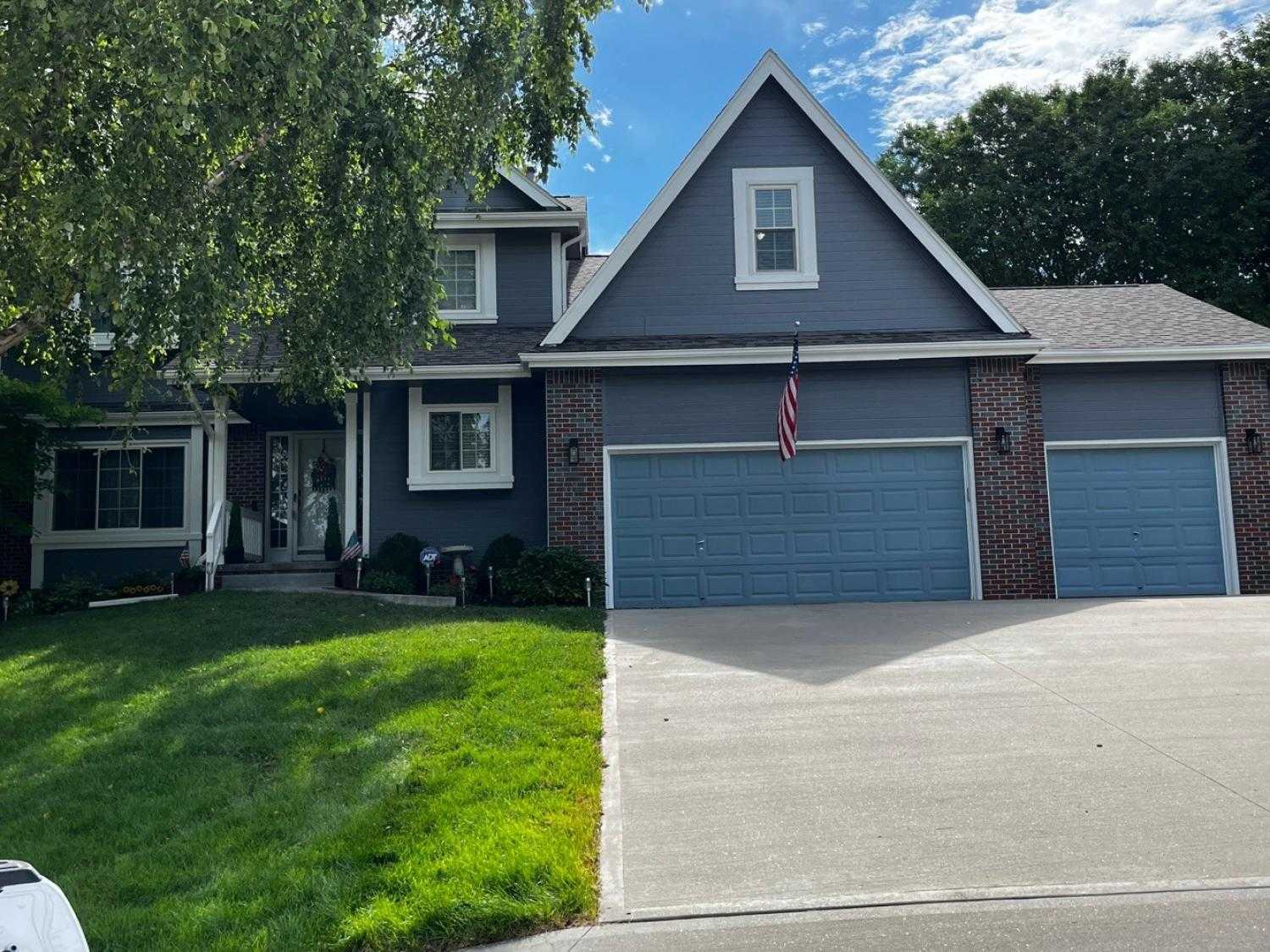 Professional Garage Door Installation Elm Dr, La Vista, NE