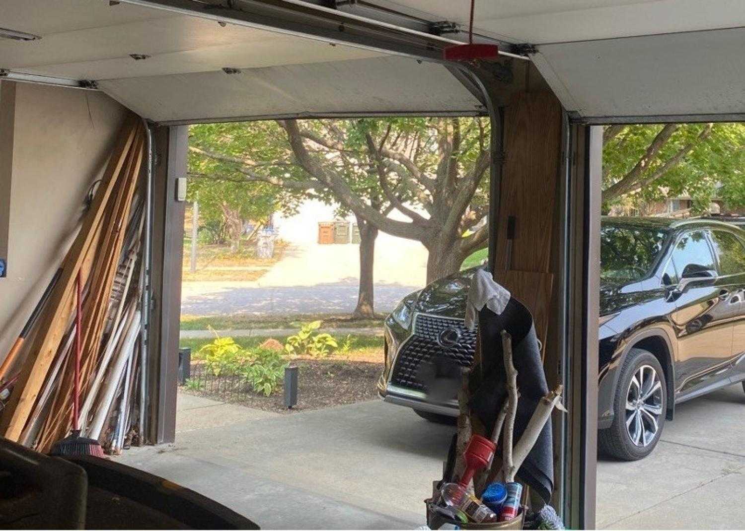 Affordable Garage Door Service 158th St, Bennington, NE