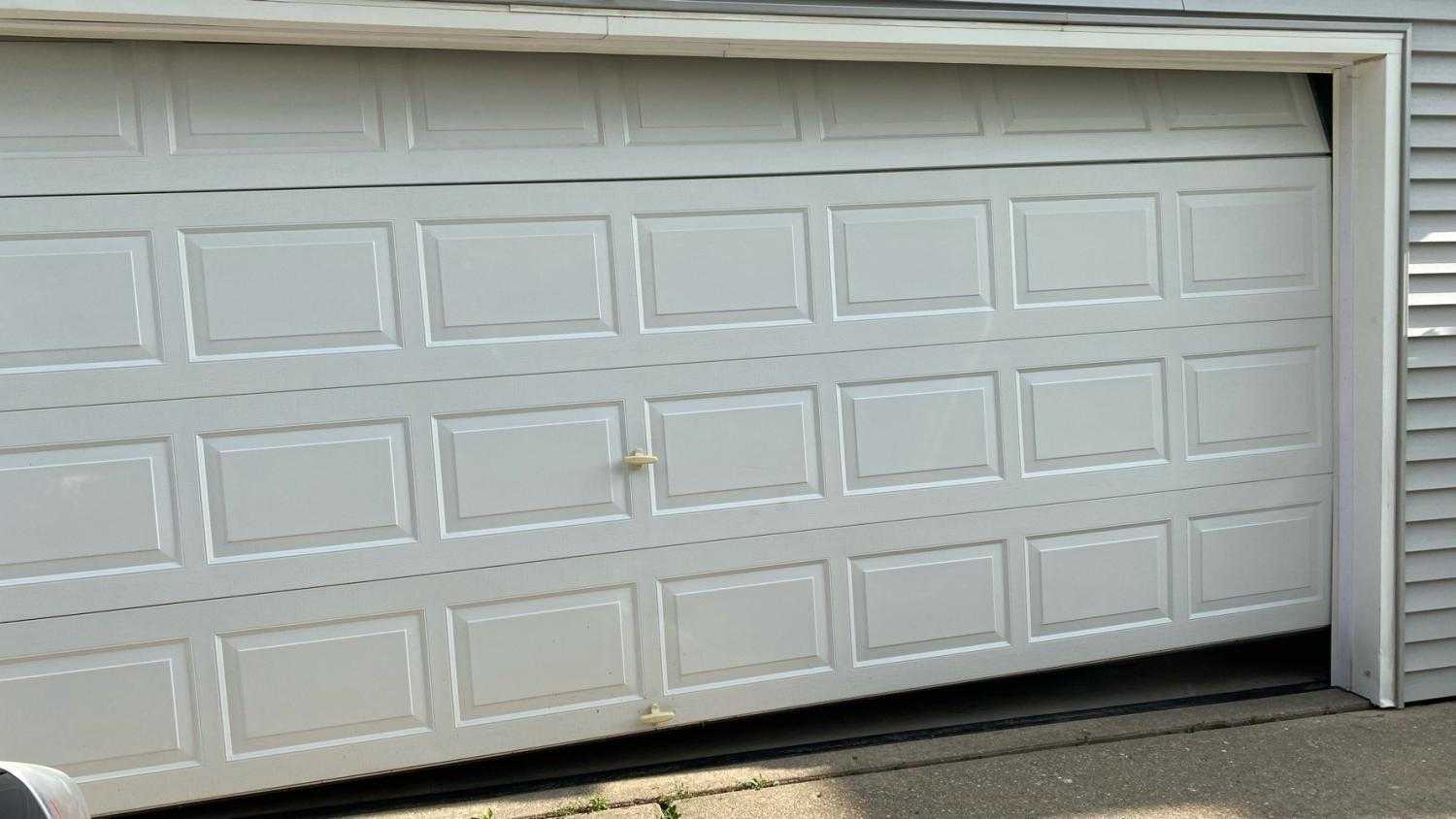 Emergency Garage Door Repair Charles St, Omaha, NE