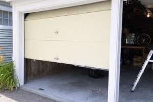 Local Garage Door Service W 25th Ave, Bellevue, NE