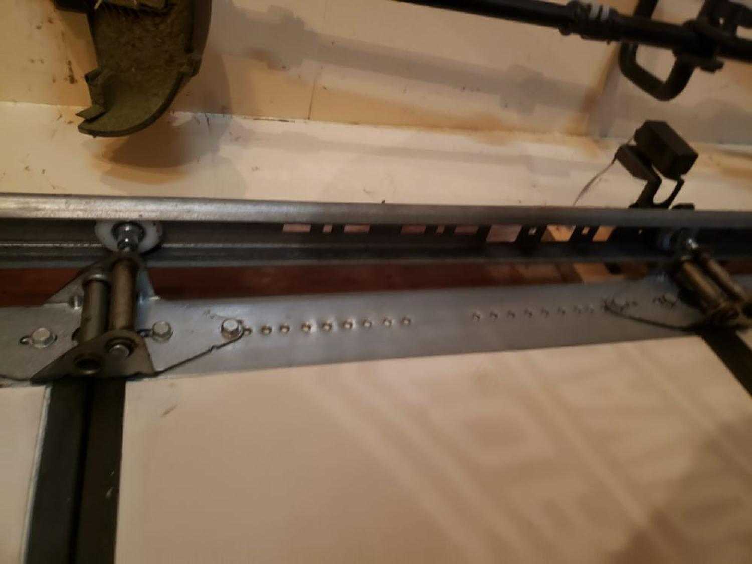 Garage Door Repair Holloway Ave, Bellevue, NE