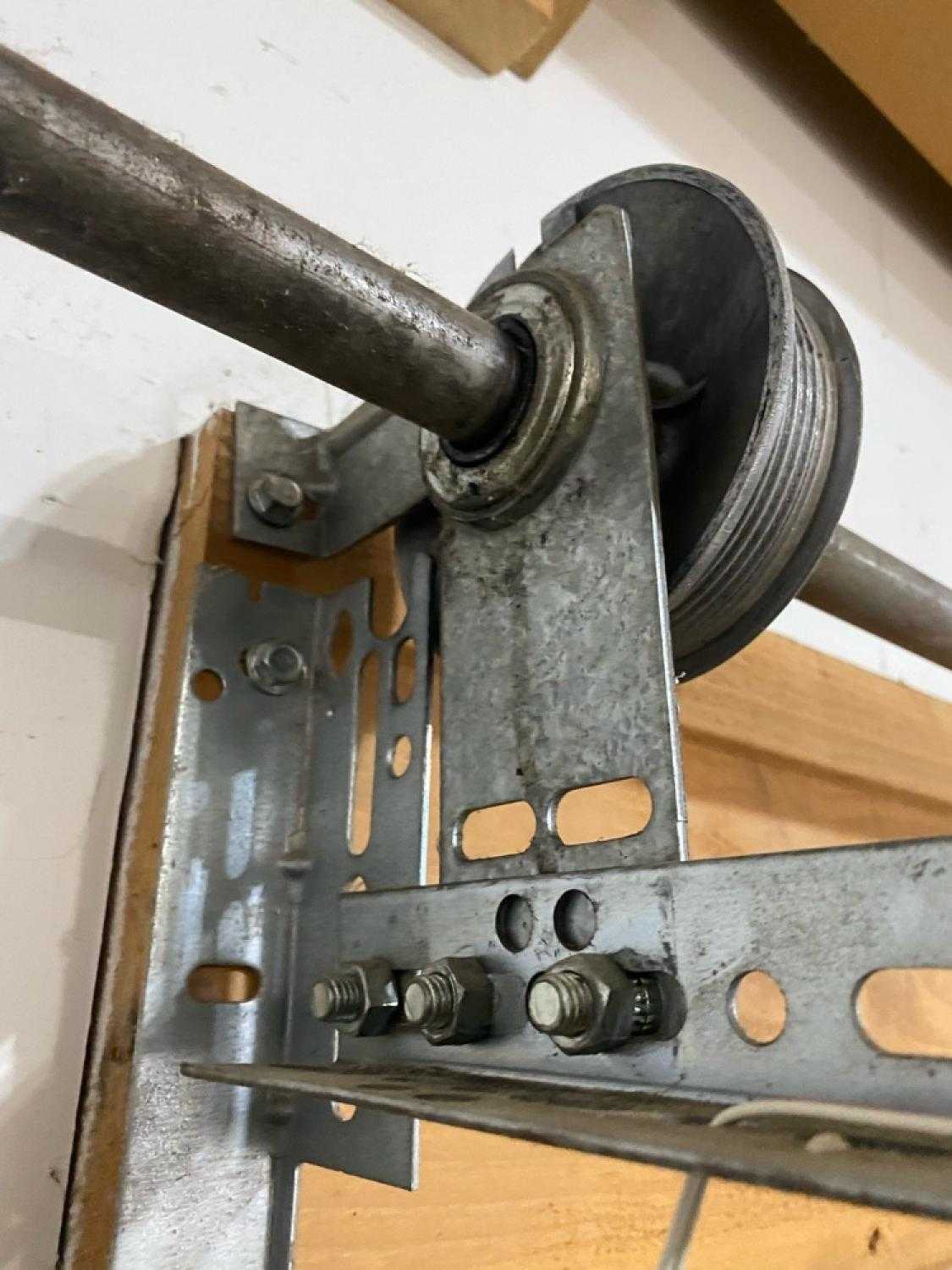 Garage Door Service W Sarpy Ave, Bellevue, NE